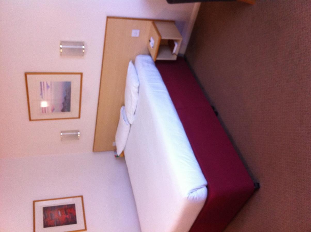 Days Inn Hotel Warwick South - Southbound M40 Ashorne Esterno foto