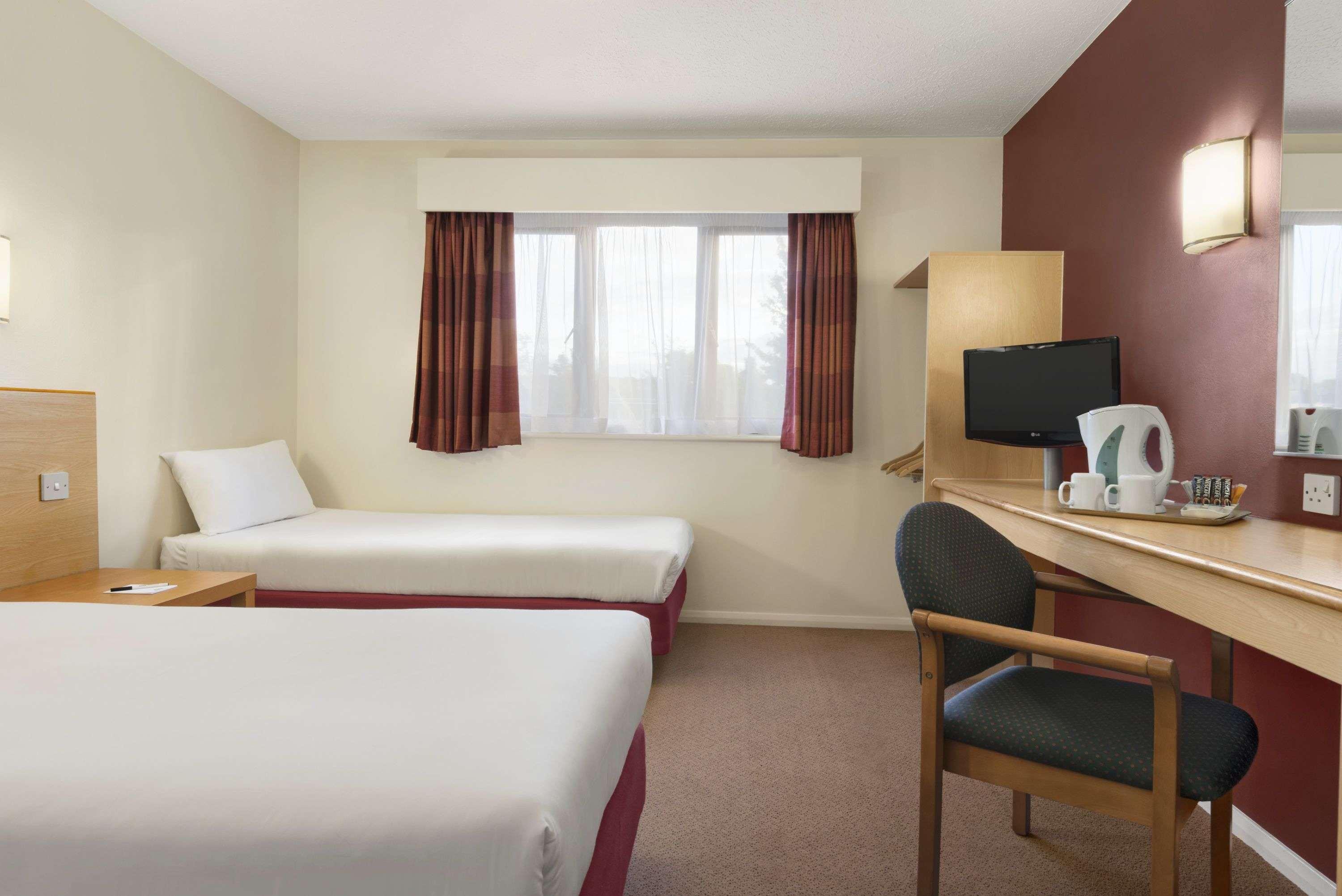 Days Inn Hotel Warwick South - Southbound M40 Ashorne Esterno foto